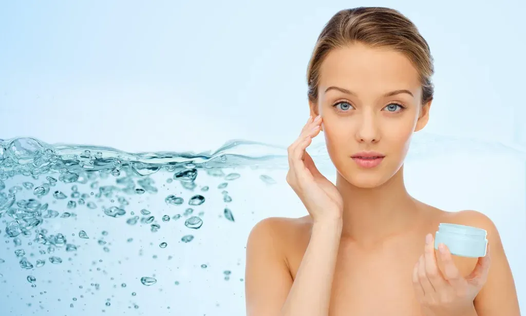 jak nawodnienie wpływa na wygląd cery